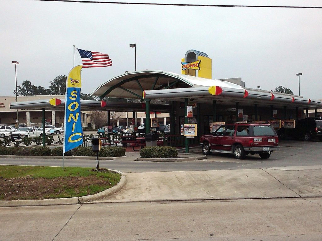 texas-sonic-restaurant-drive-through